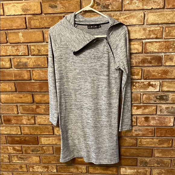 Gray Asymmetrical Neck Long Sleeve Sweater - Picture 6 of 8